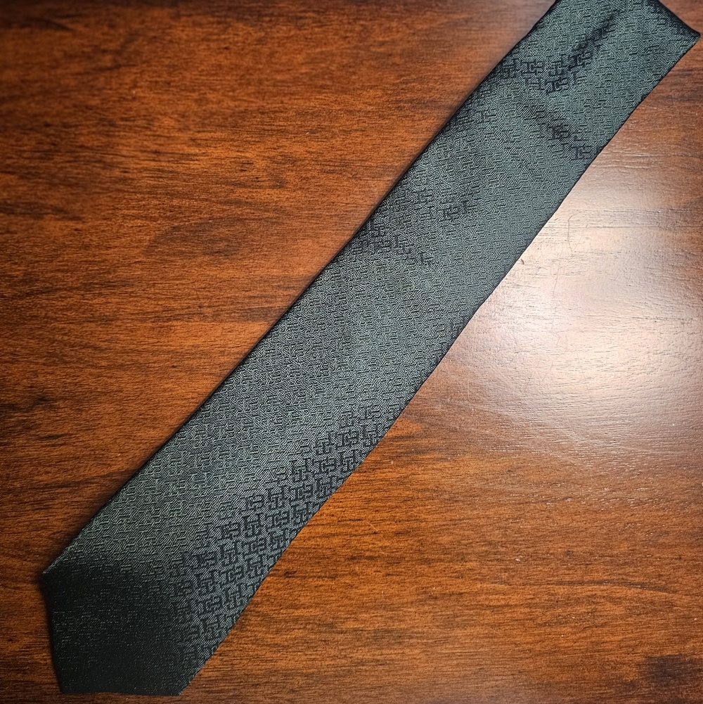 Elegant Black Patterned Tie